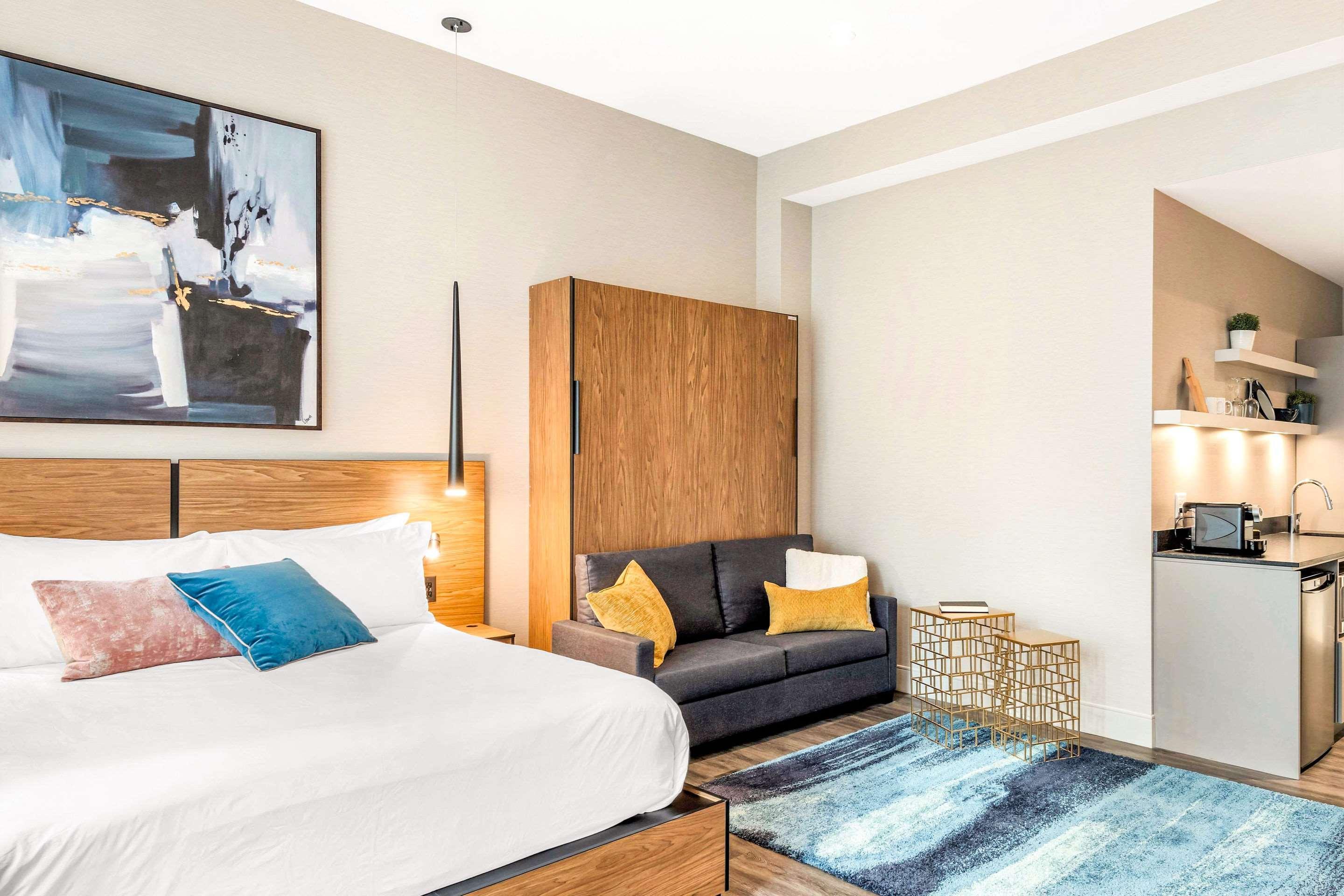 Royal William, Ascend Collection Hotel 3*